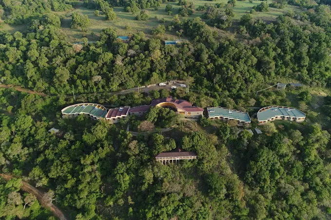SEASONS MARA SUN LODGE