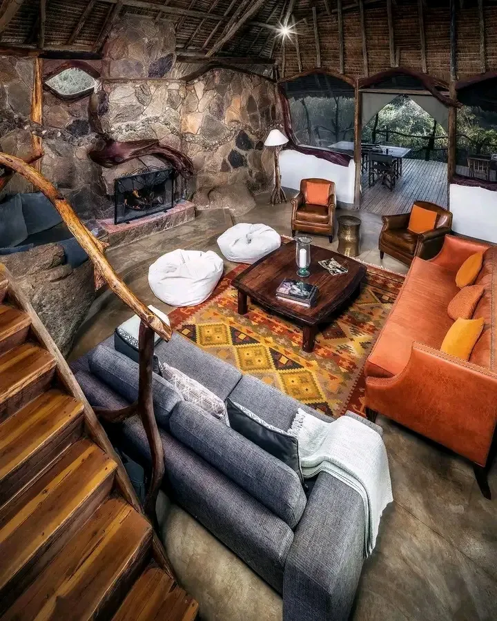 ELEWANA LOISABA STAR BEDS