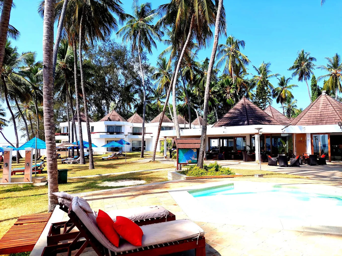 Kenya Bay Beach Hotel
