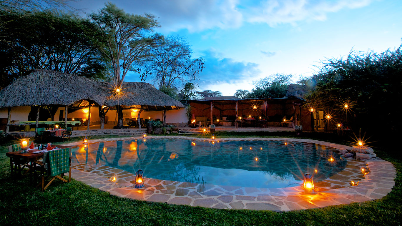 ELEWANA LEWA SAFARI CAMP