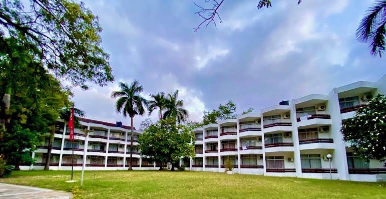Kenya Bay Beach Hotel