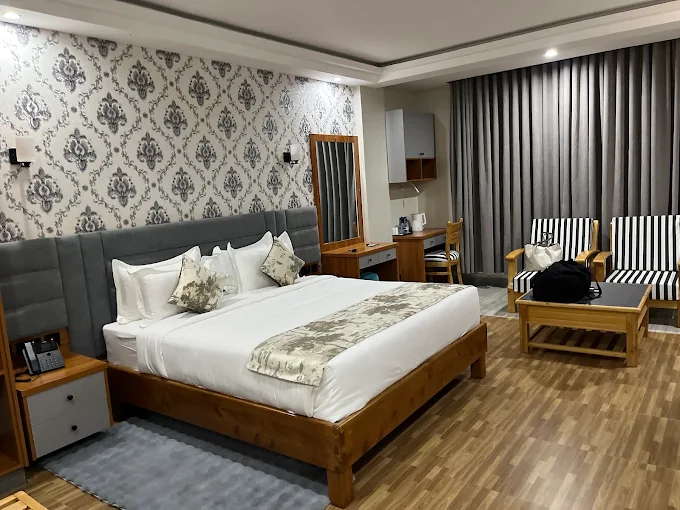 THA NICKOLEE HOTEL
