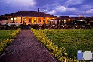 TOP CLIFF LODGE