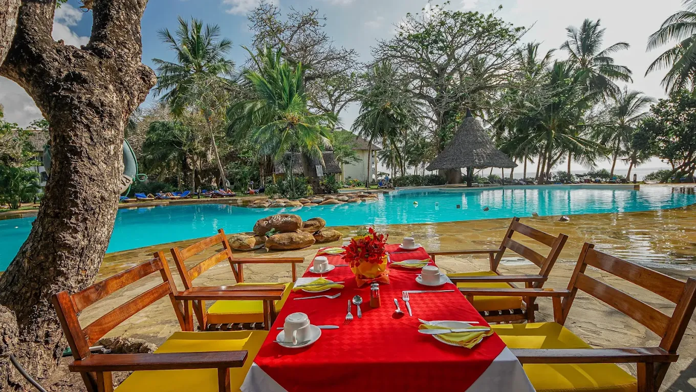 PAPILLON LAGOON REEF HOTEL